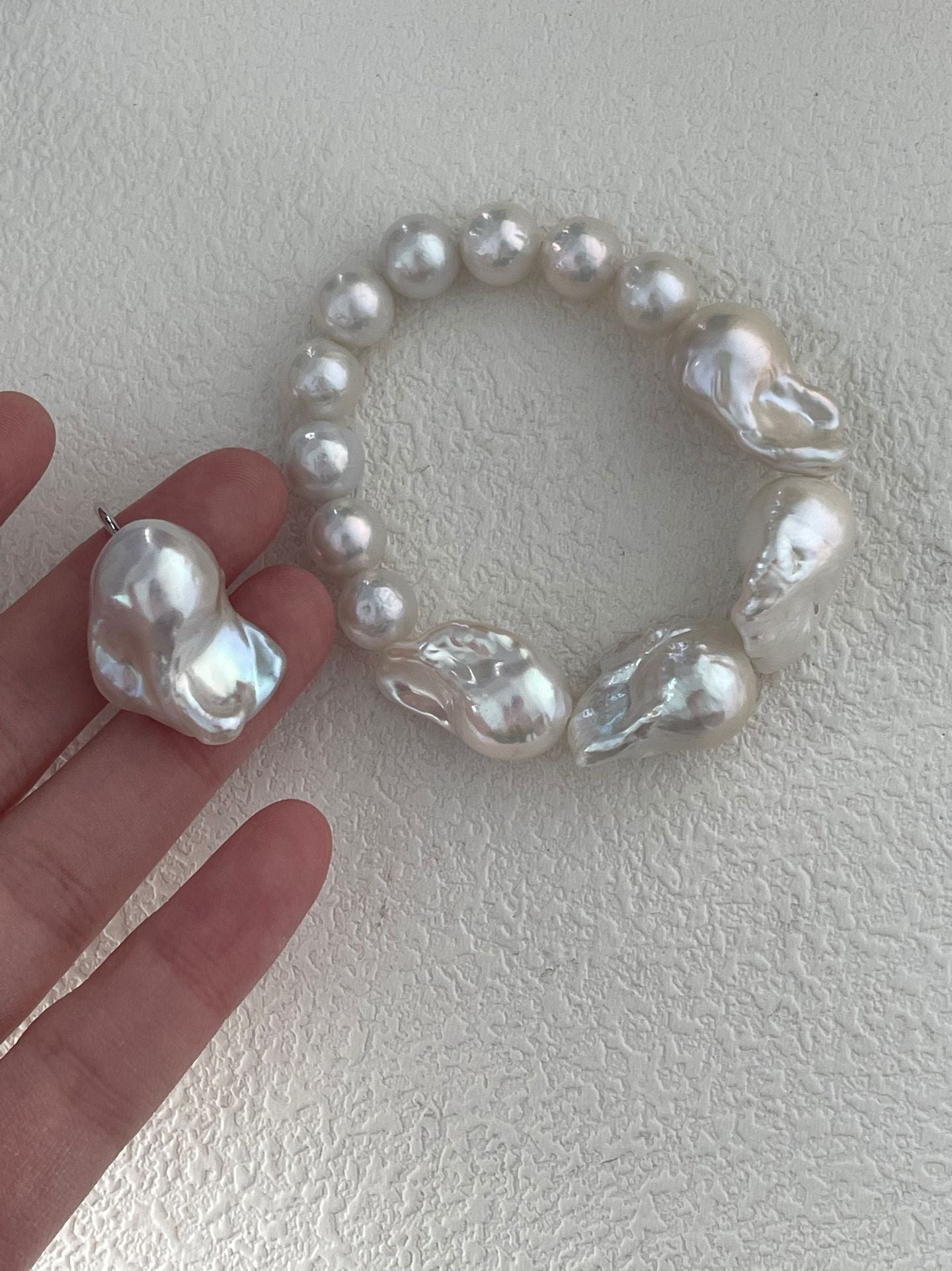 „Pearls in Dialogue“ Edison-Mixed-Perlen-Armband aus Sterlingsilber
