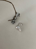 „Dagger Pearl“ Sterlingsilber-Ring mit Barockperle