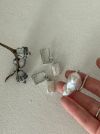 „Dagger Pearl“ Sterlingsilber-Ring mit Barockperle