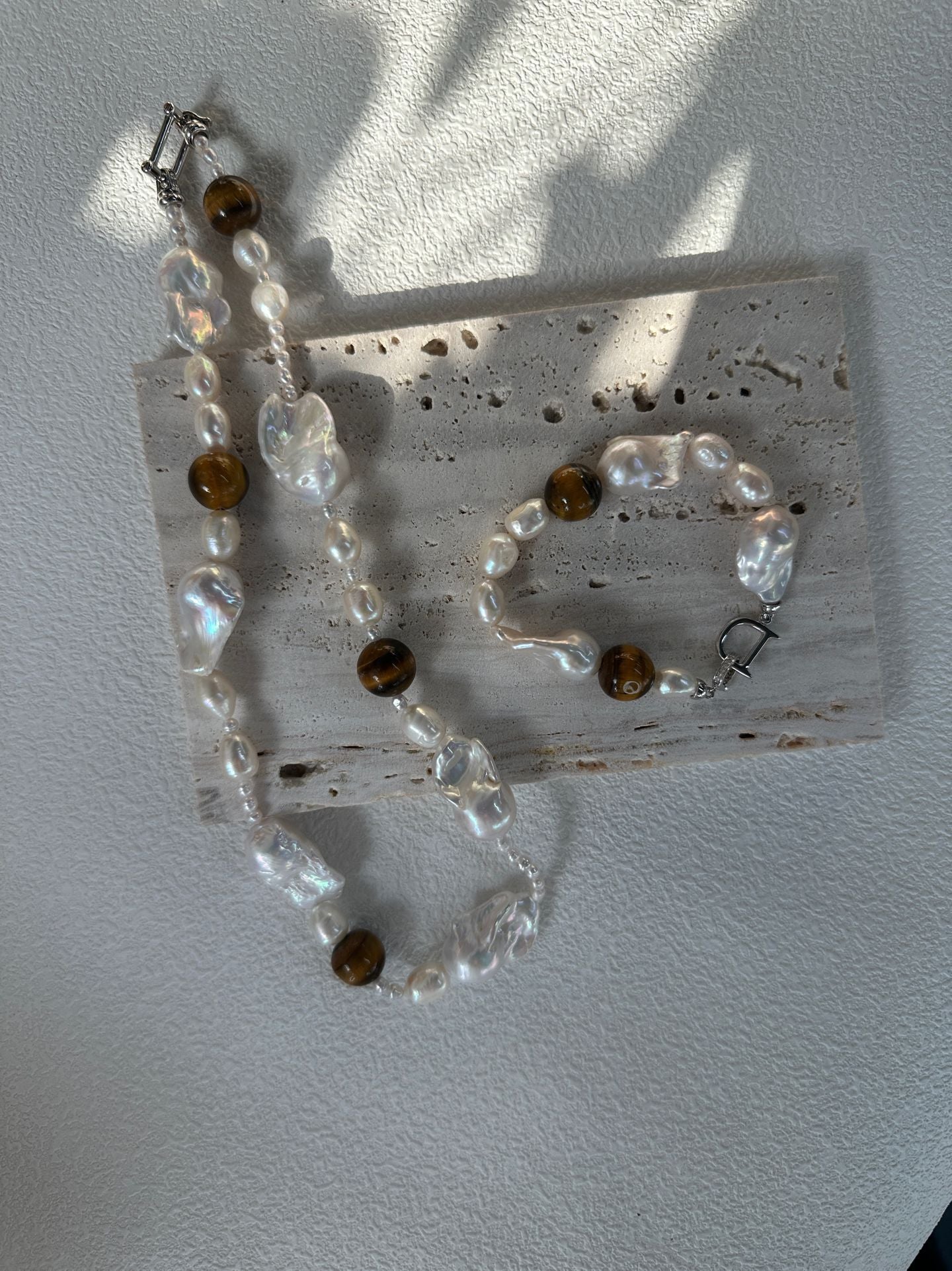 Bernstein- und Barockperlenkette