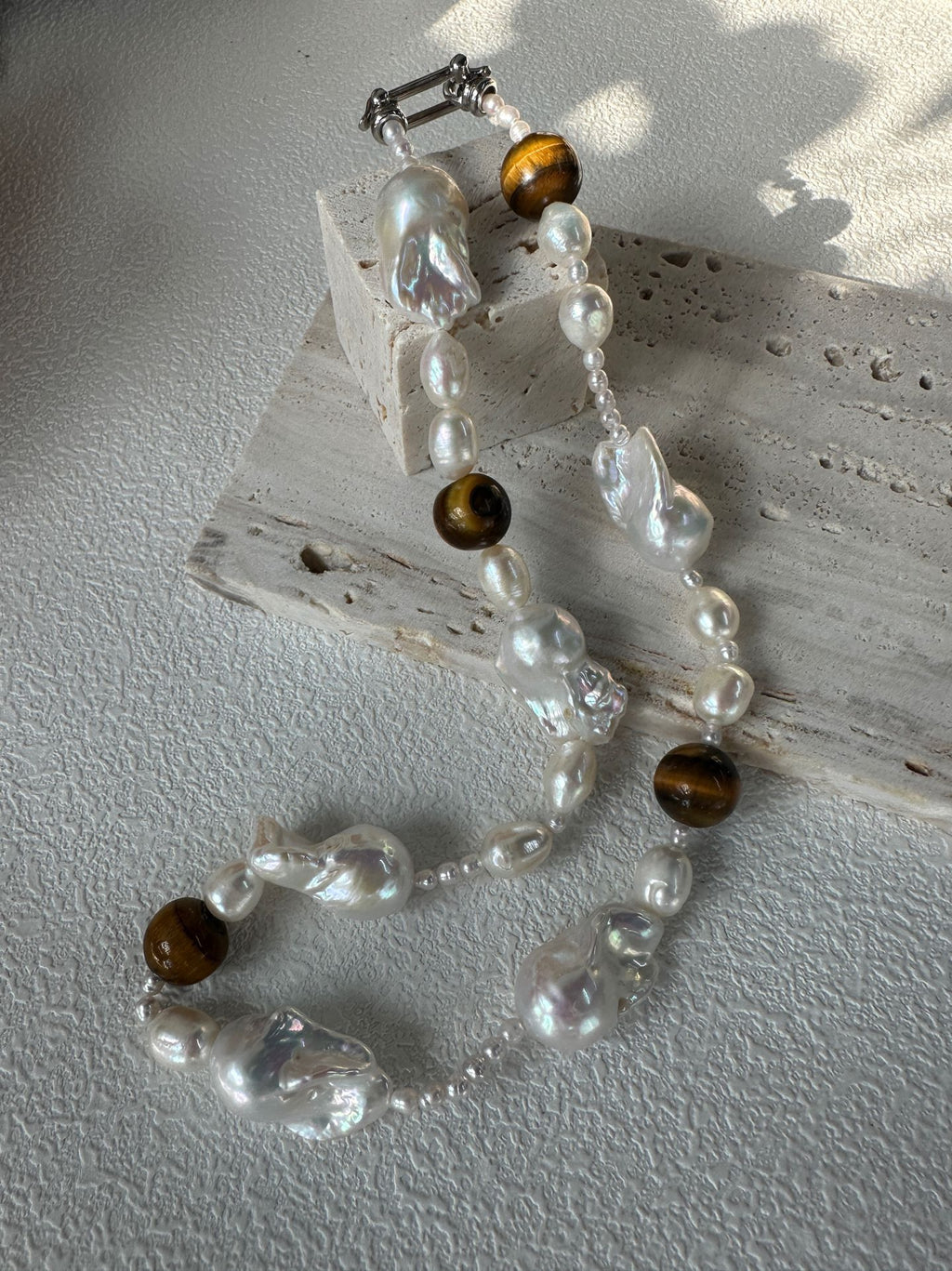 Bernstein- und Barockperlenkette