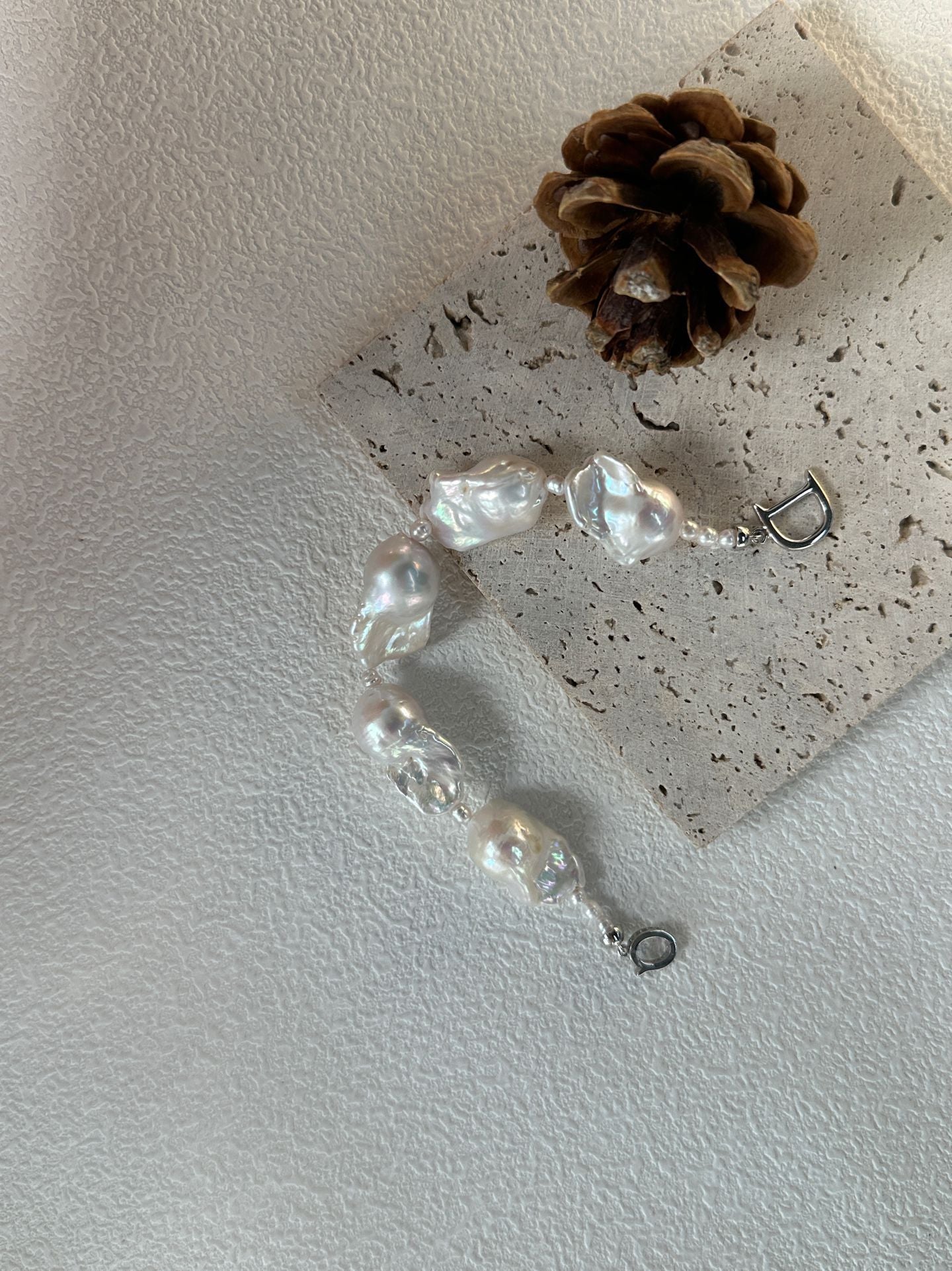 „Untamed on the Wrist“ Edison-Perlen-Armband aus Sterlingsilber