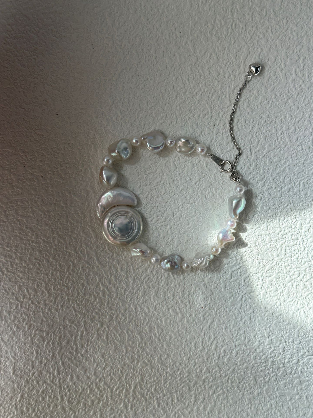 „Tidal Sun & Moon“ Sterlingsilber-Perlenarmband