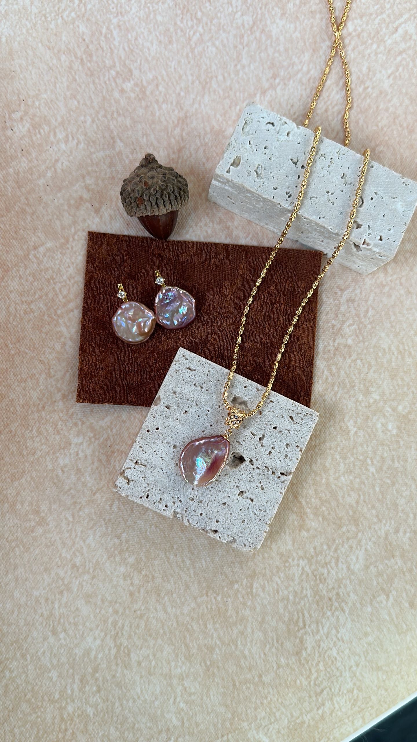 „Lilac Skirt“ Perlenkette