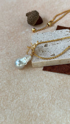 Goldblüten-Halskette