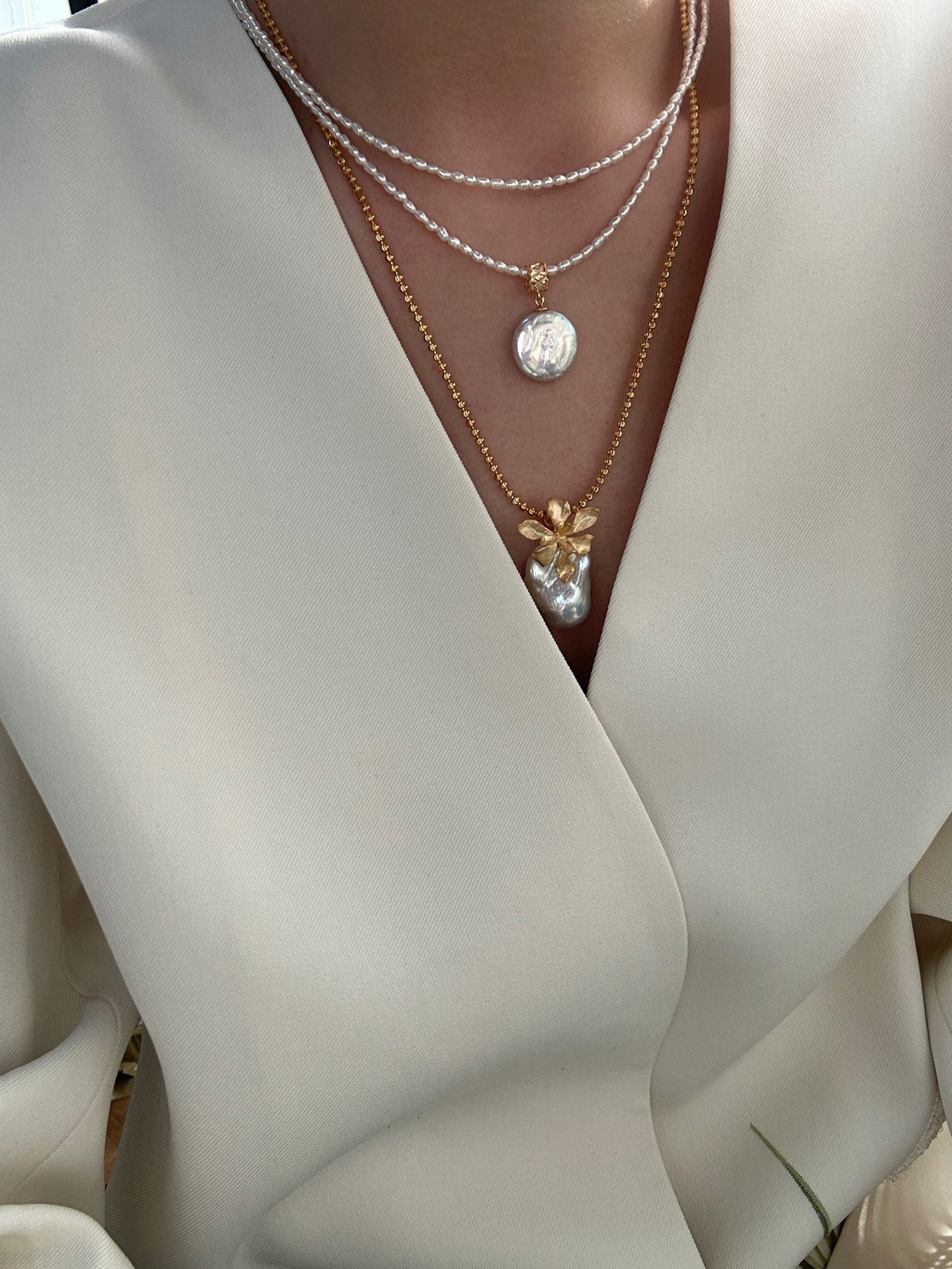 Goldblüten-Halskette