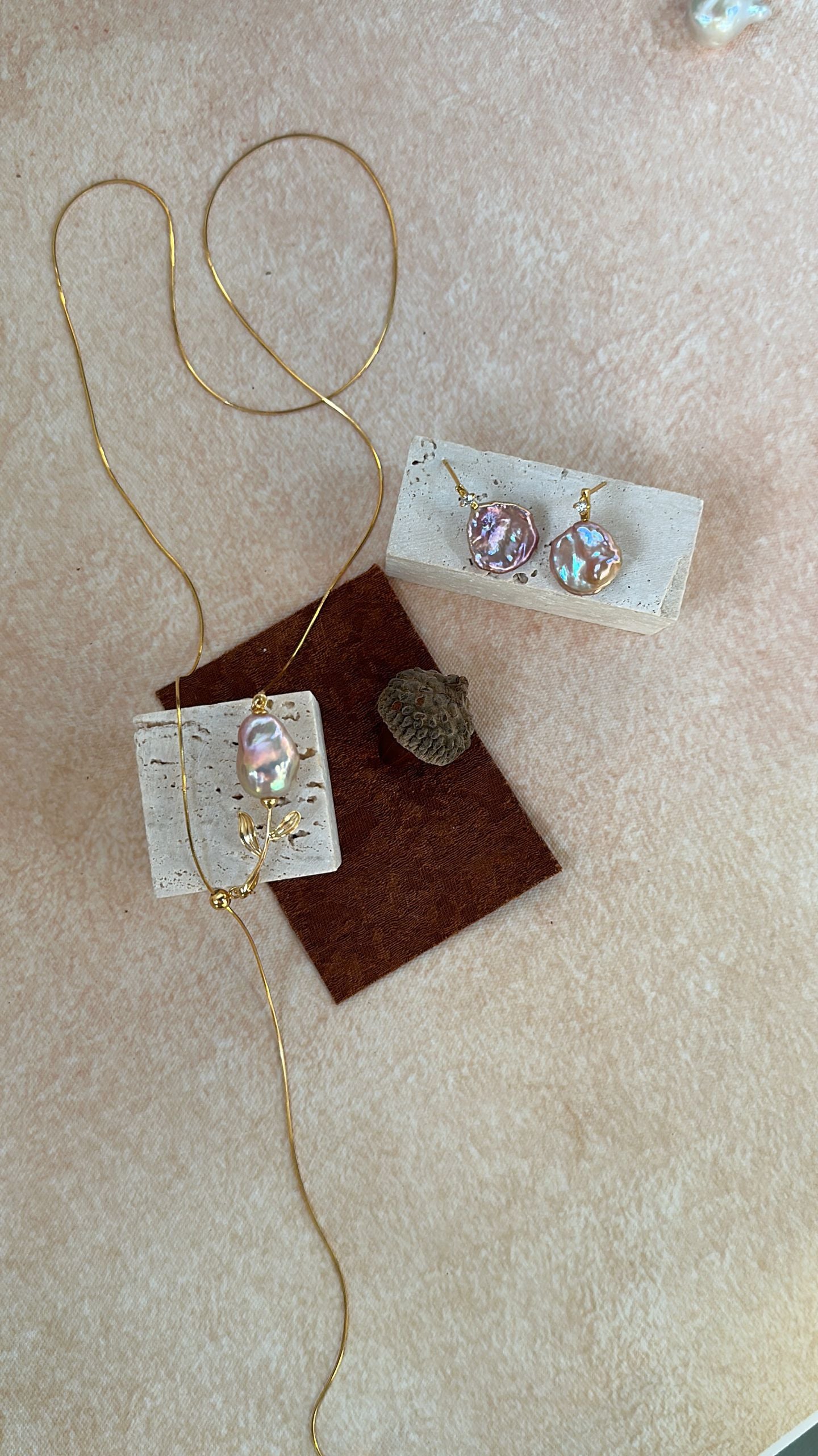 „Golden Rose“ Halskette