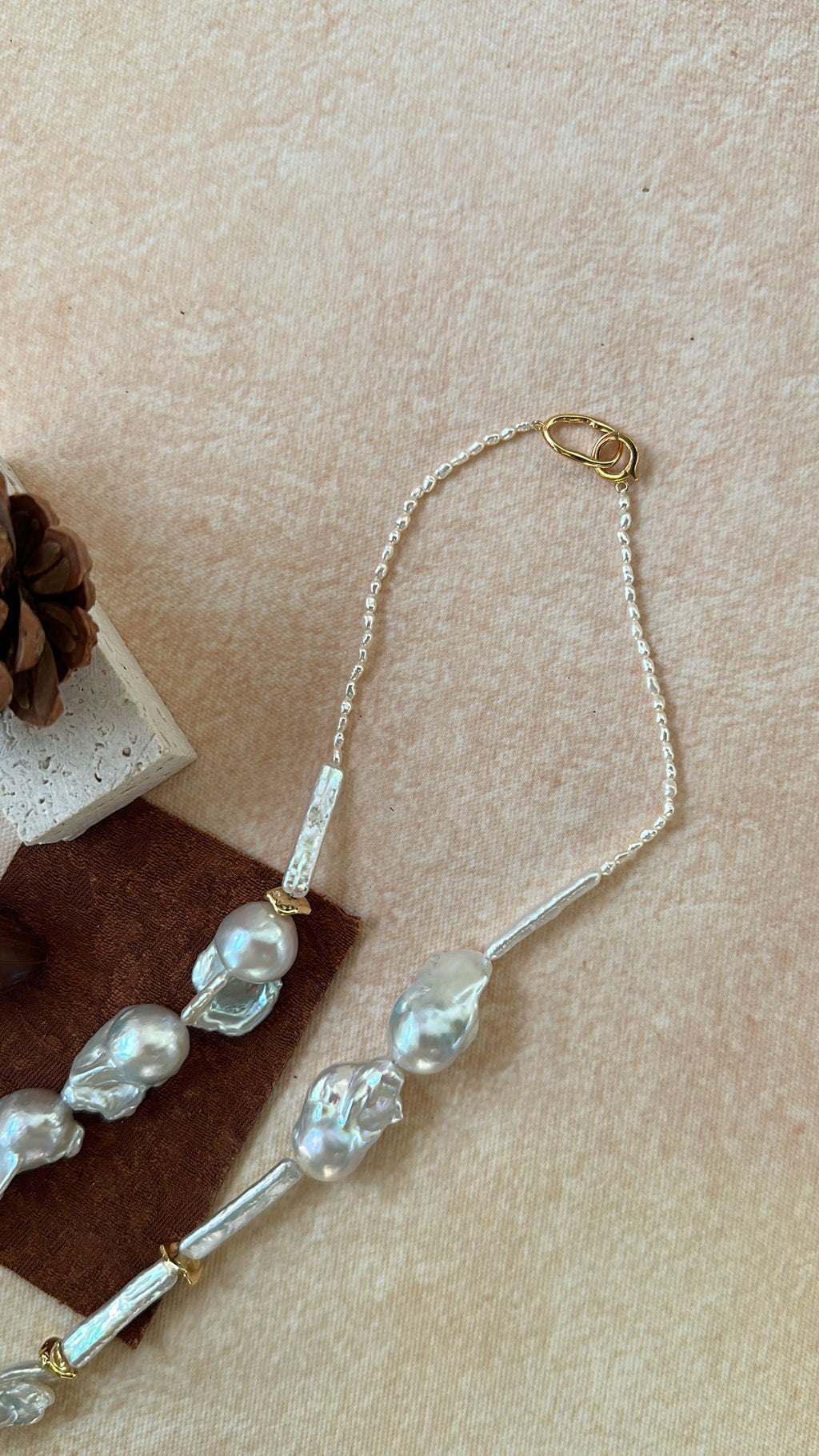 „Barn-Style“ Barockperlen-Halskette