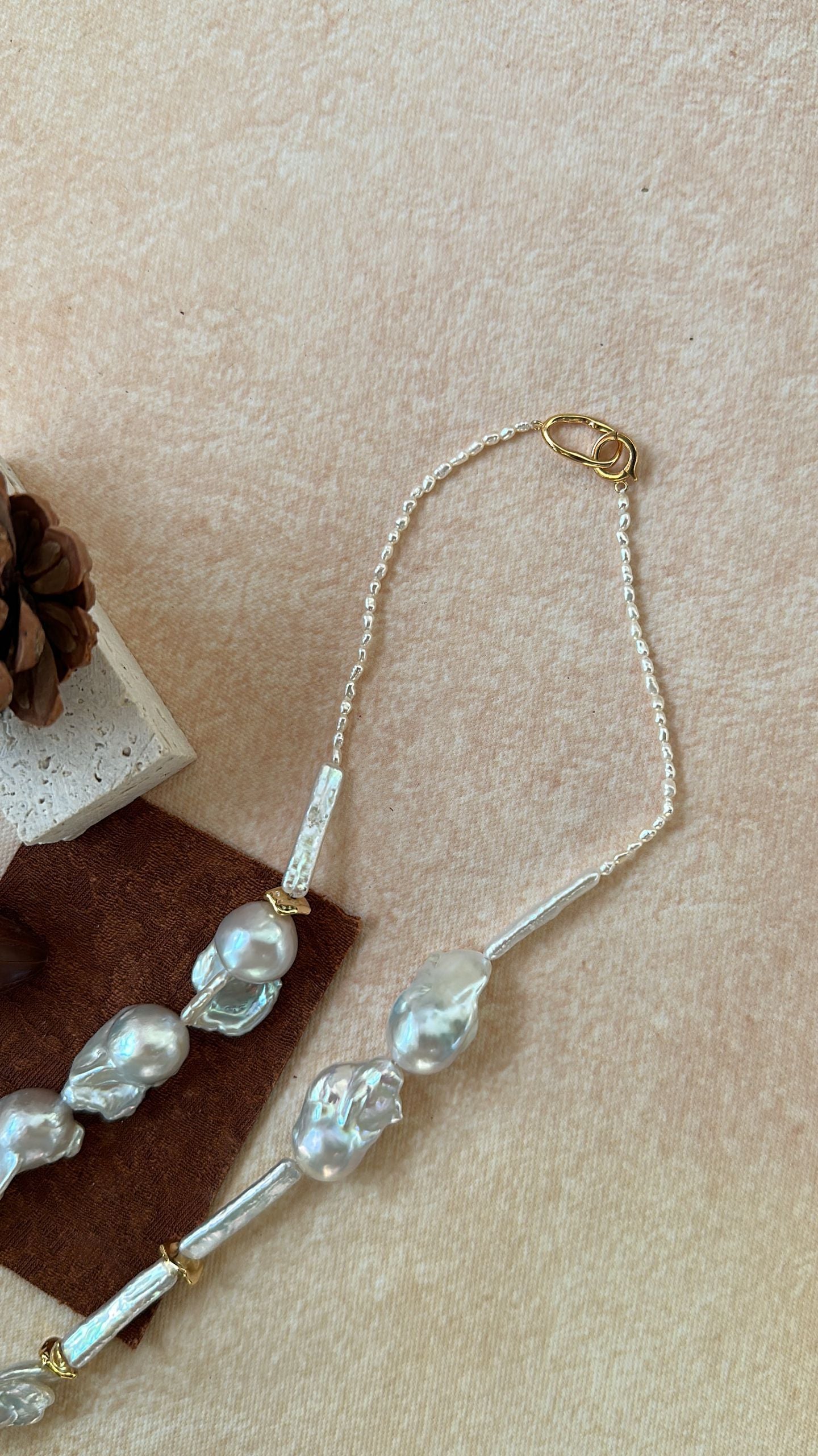 „Barn-Style“ Barockperlen-Halskette