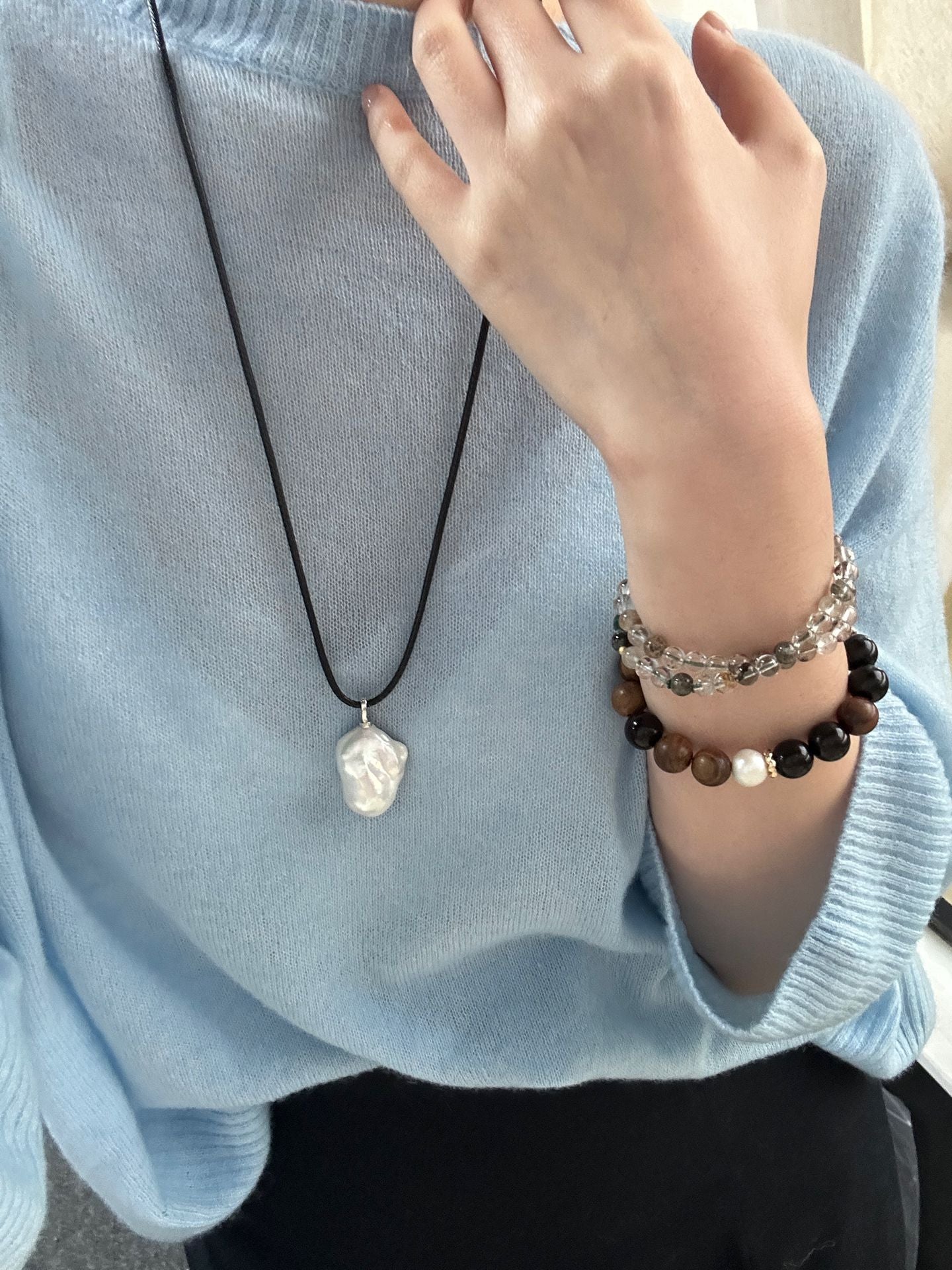 „Leather Baroque Pearl“ Halskette