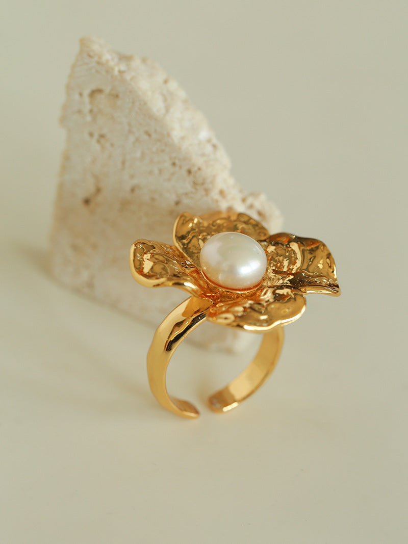 Vintage Pearl Flower Ring