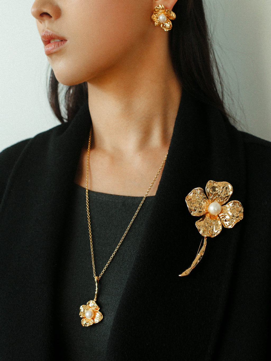 Vintage Pearl Flower Earrings