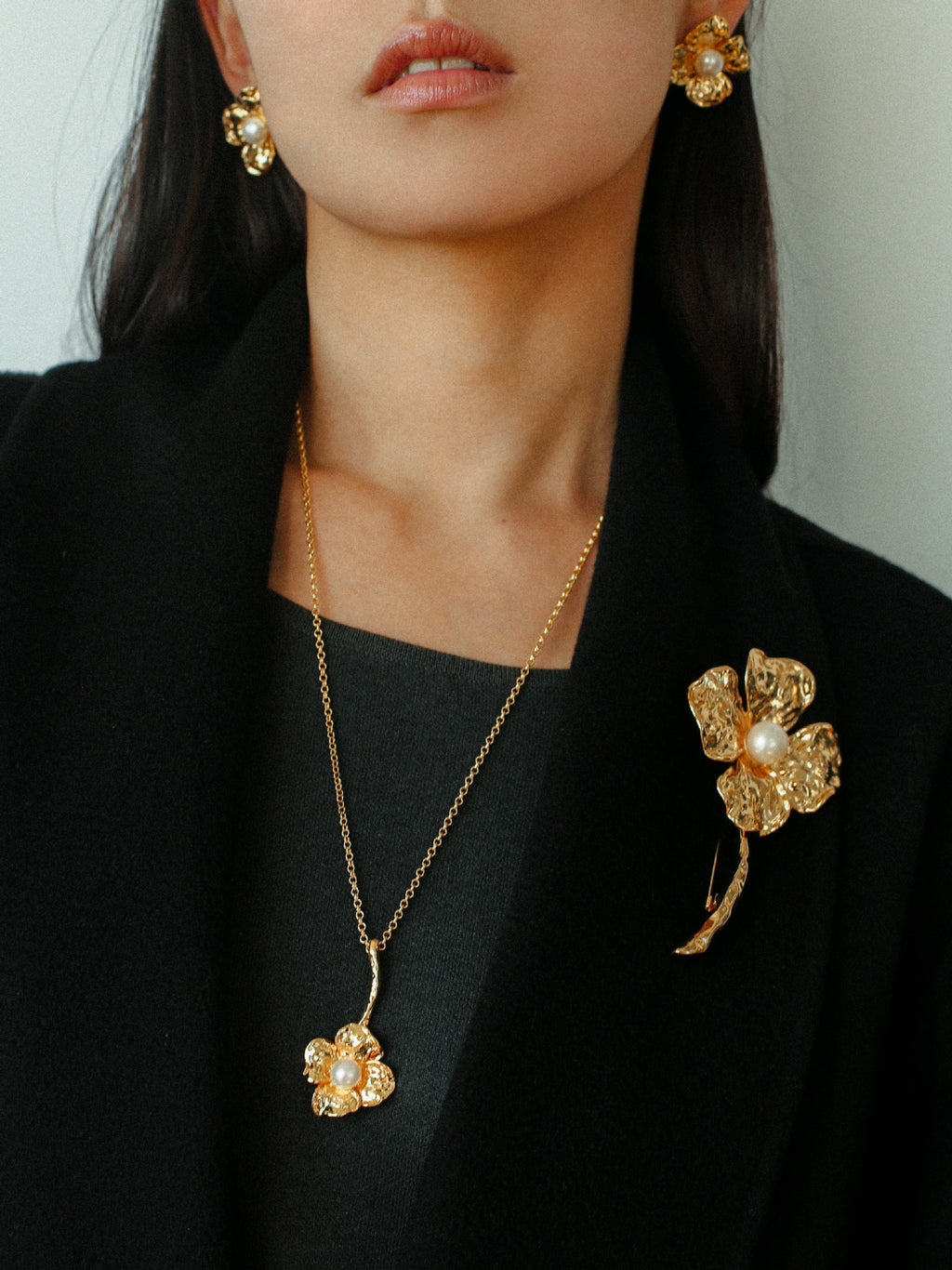 Vintage Pearl Flower Earrings