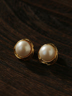 Round Geometric Natural Pearl Stud Earrings