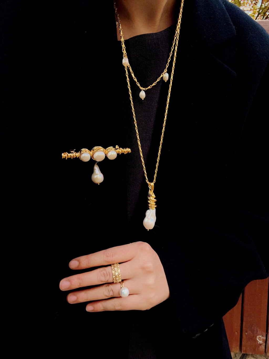 Vintage Bar-Style Natural Brooch