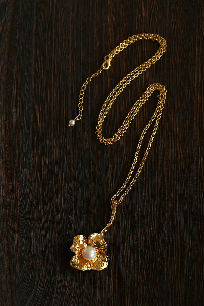 Vintage Pearl Flower Necklace