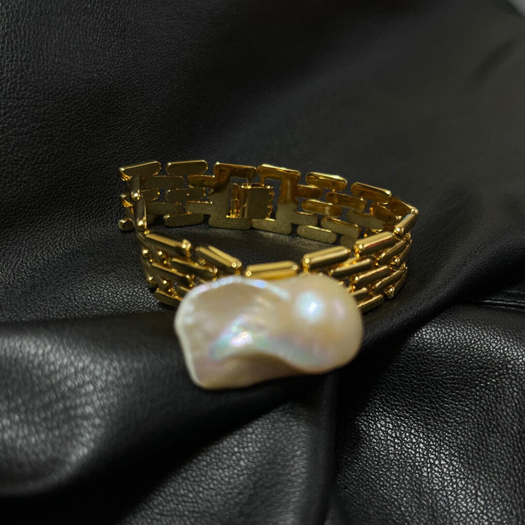 Breites Barockperlenarmband