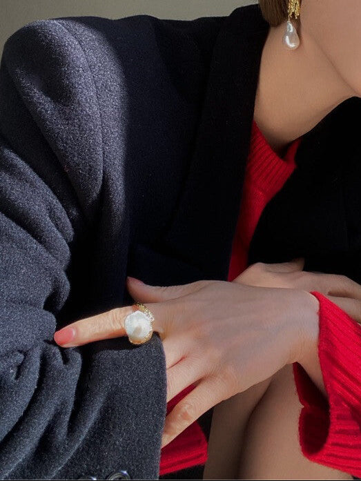 Handgefertigtes Design | Skulpturaler Barockperlenring